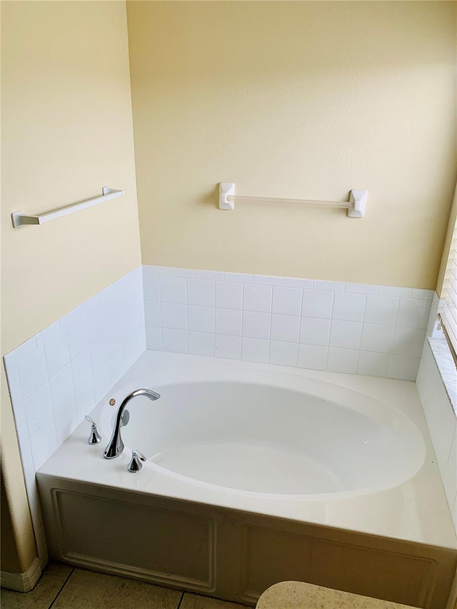 HAMPTON HILLS SOUTH PH 02 - Residential Lease