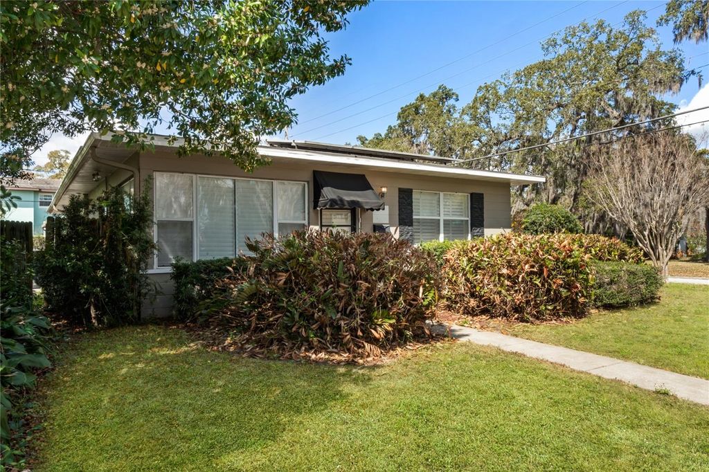 Photo of 1746 Dormont Lane, Orlando, FL 32804 (MLS # O6393667)
