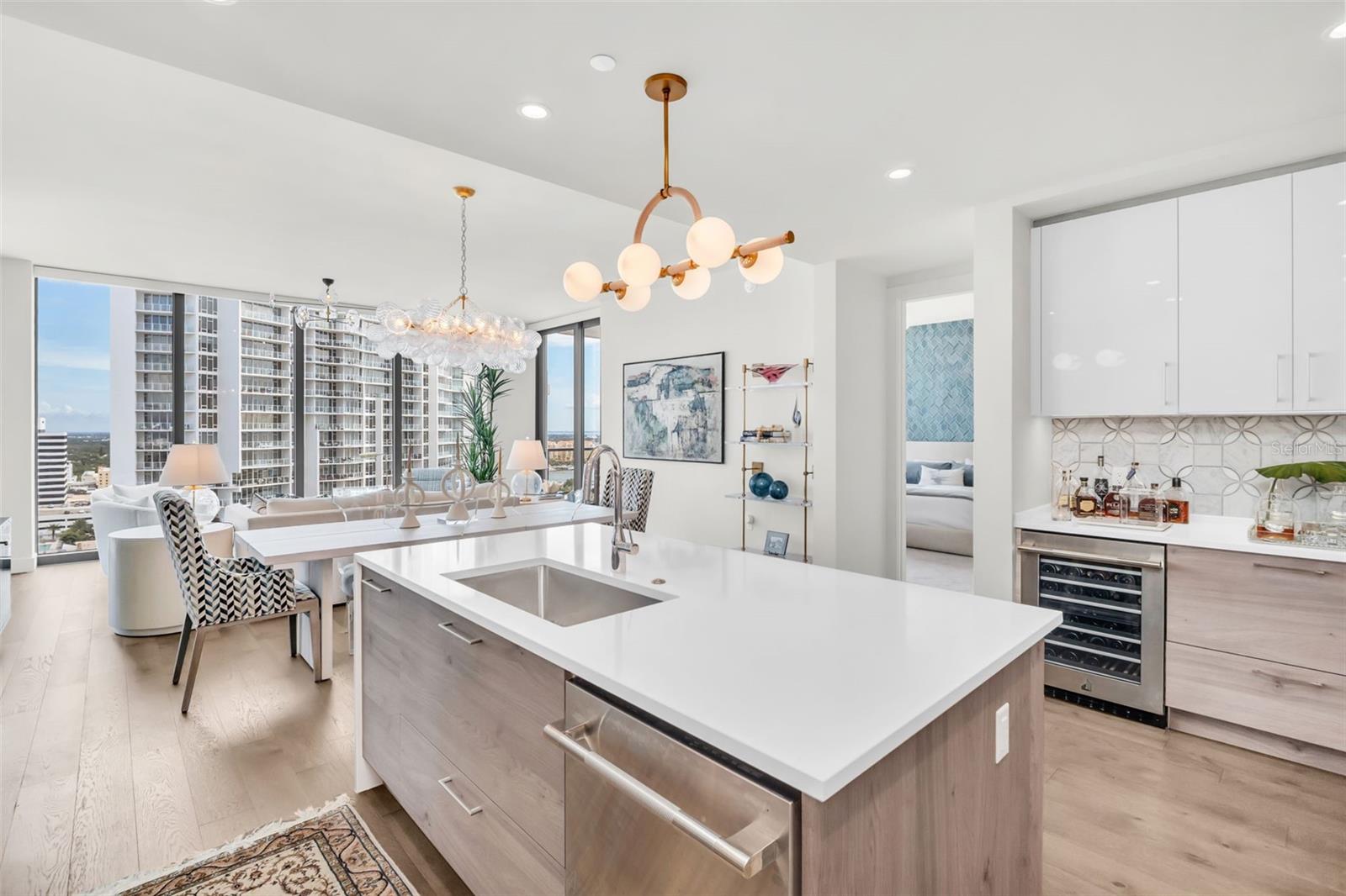 301 1ST STREET S 2204