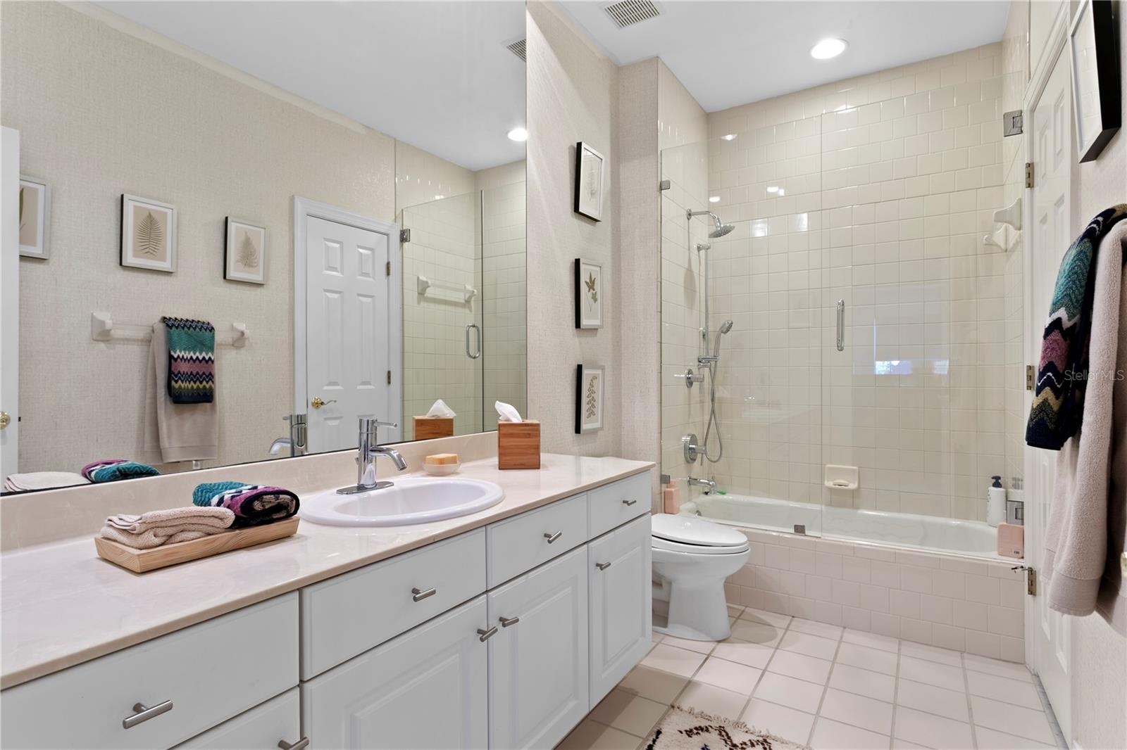 THE TWNHMS AT HARBOUR BAY P - Residential