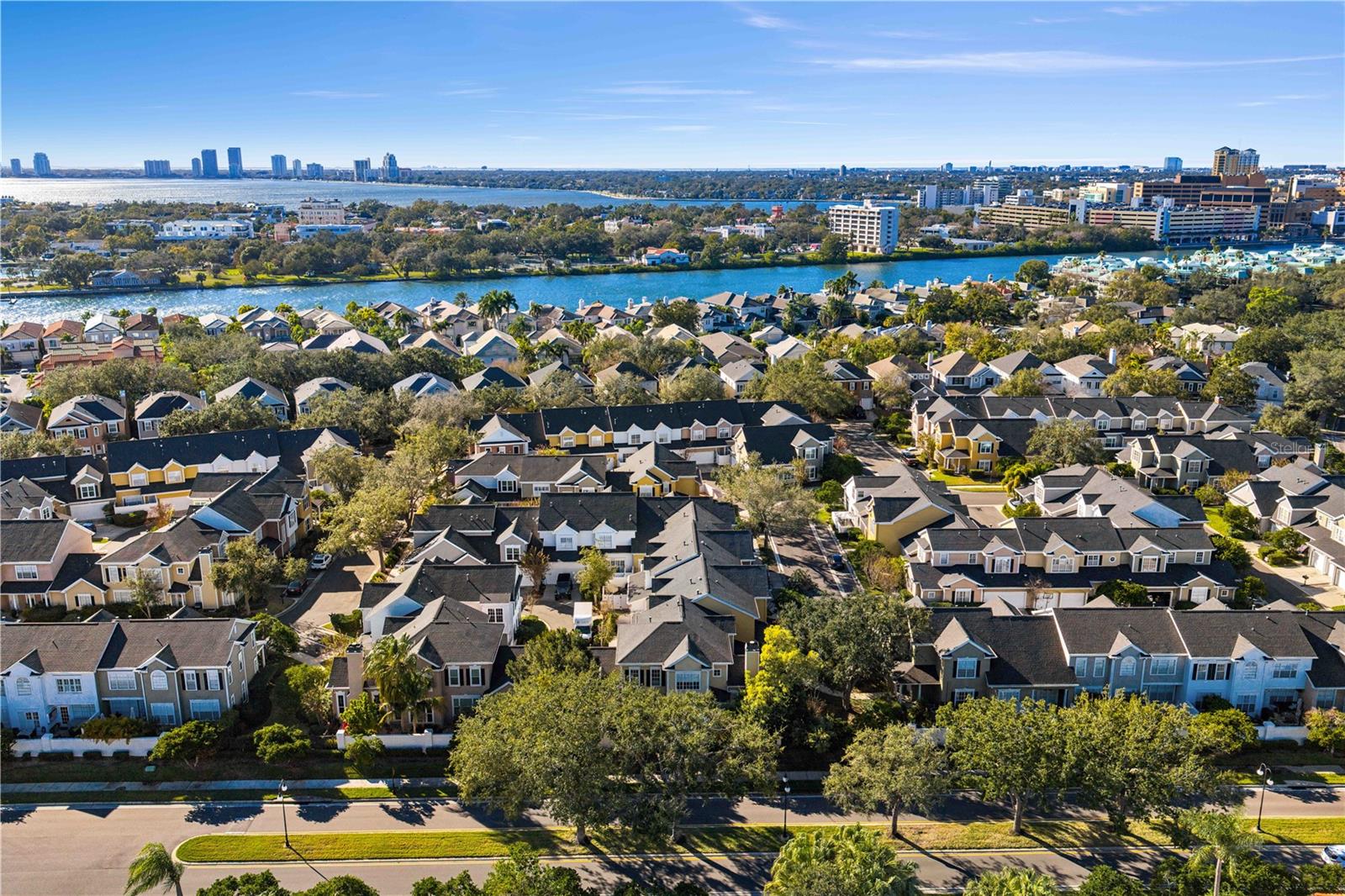 THE TWNHMS AT HARBOUR BAY P - Residential