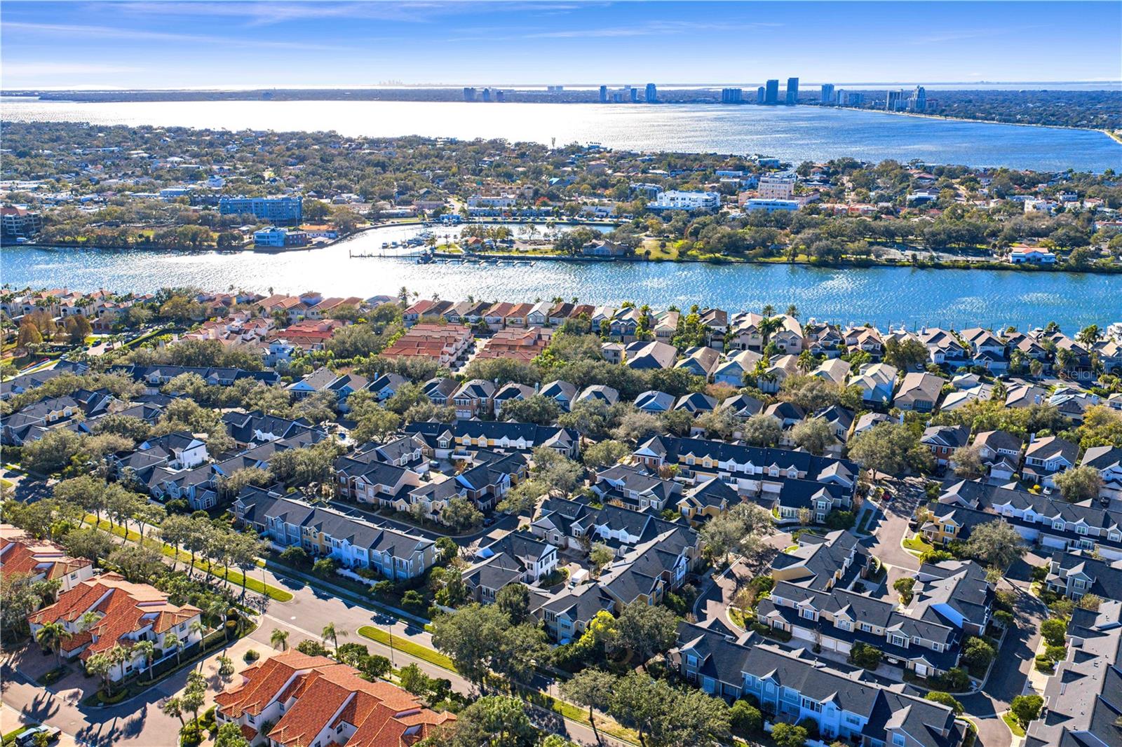 THE TWNHMS AT HARBOUR BAY P - Residential