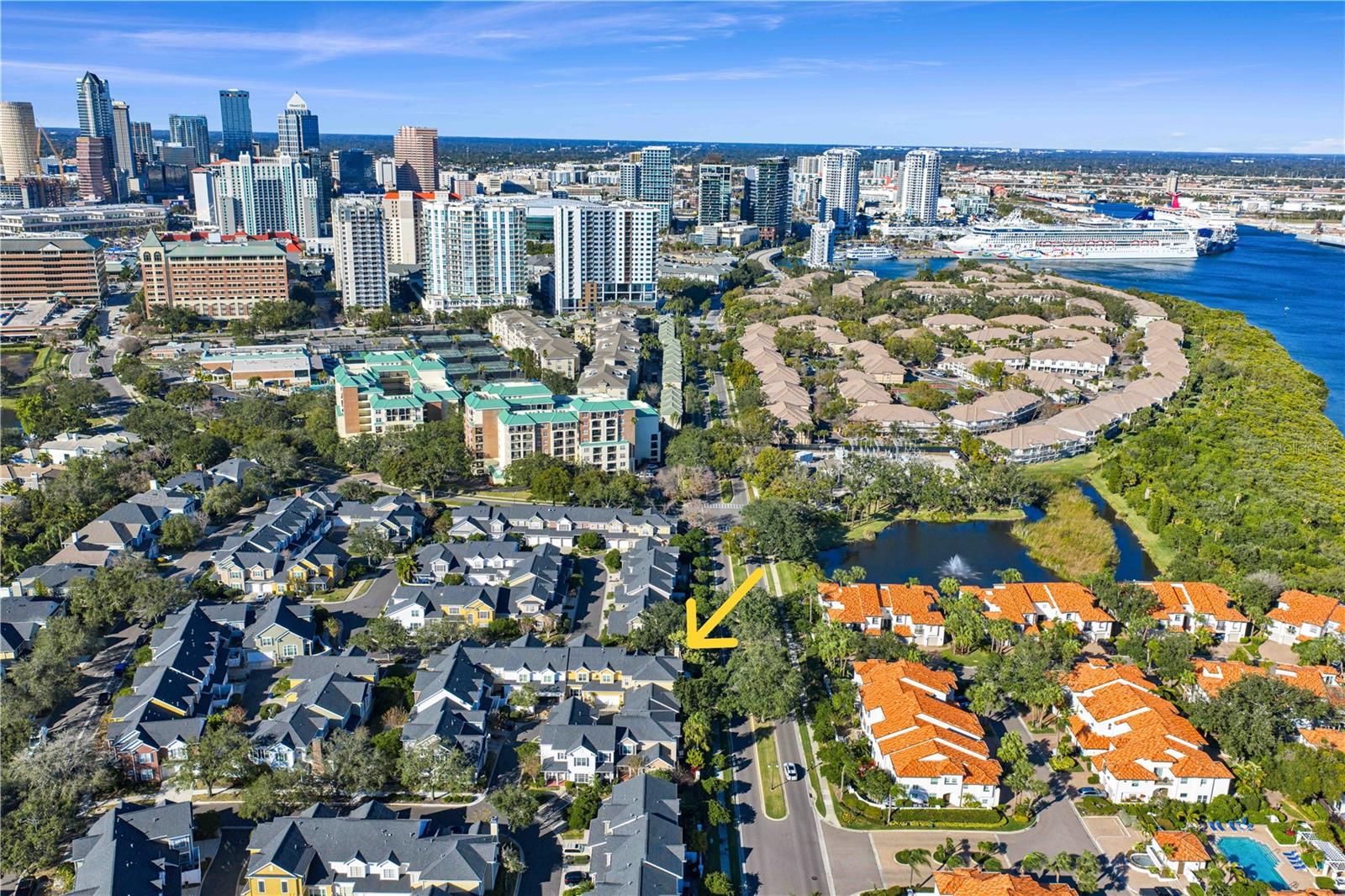 THE TWNHMS AT HARBOUR BAY P - Residential