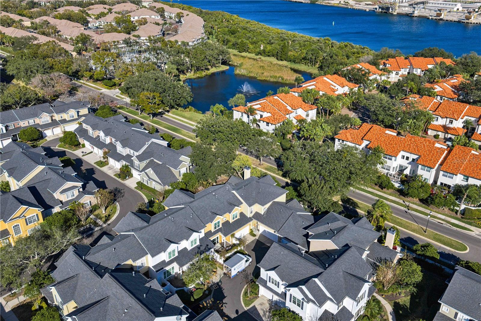 THE TWNHMS AT HARBOUR BAY P - Residential