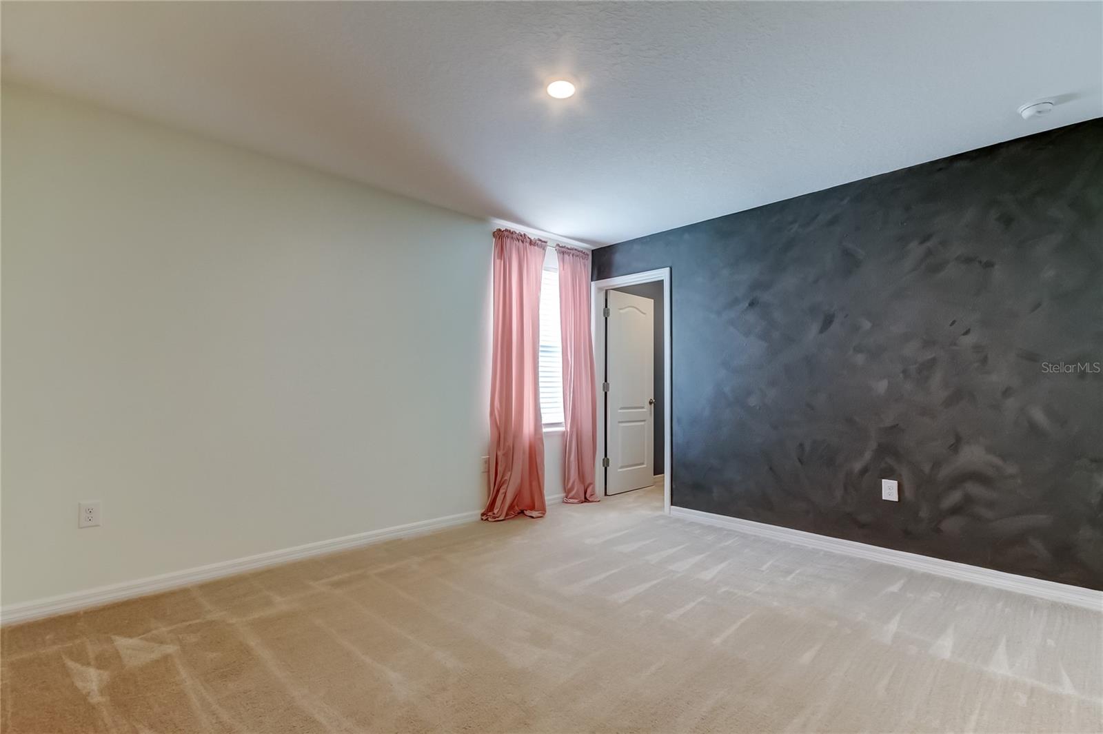 EPPERSON RANCH SOUTH PH 2H-1 - Residential Lease