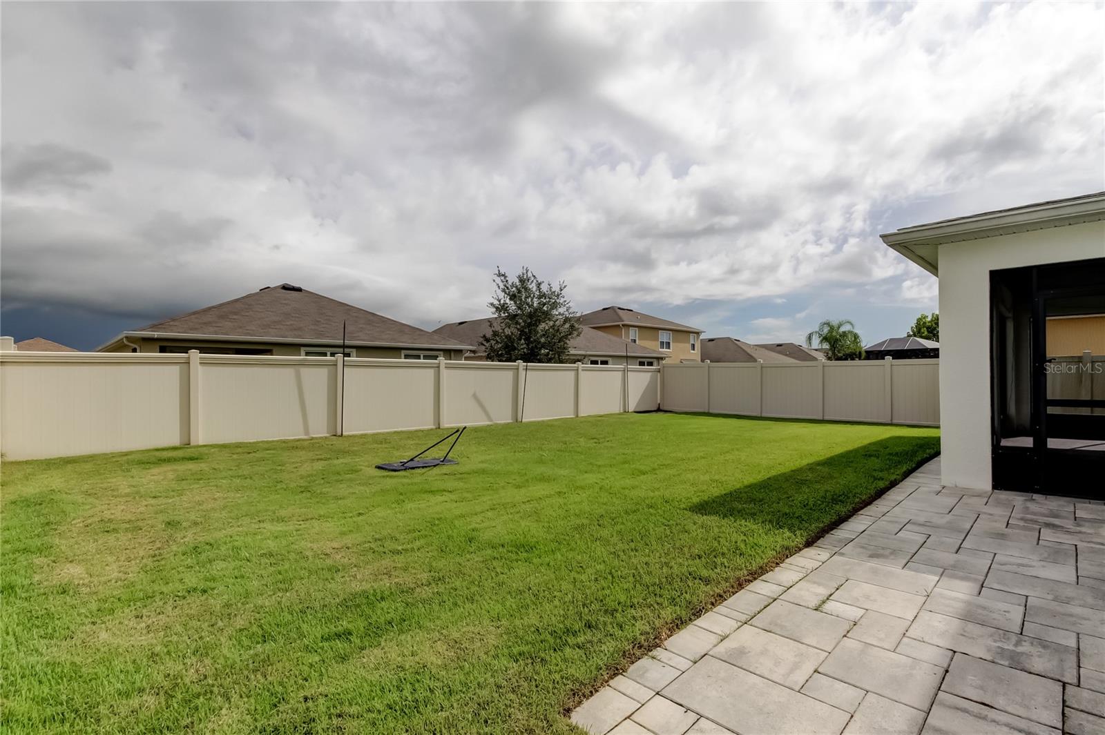 EPPERSON RANCH SOUTH PH 2H-1 - Residential Lease