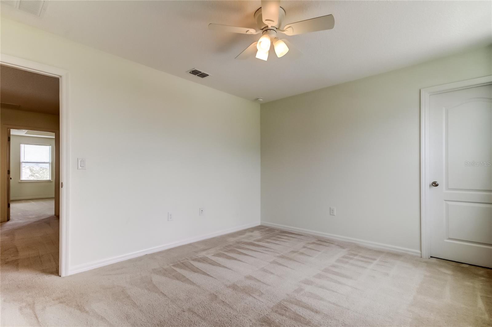 EPPERSON RANCH SOUTH PH 2H-1 - Residential Lease
