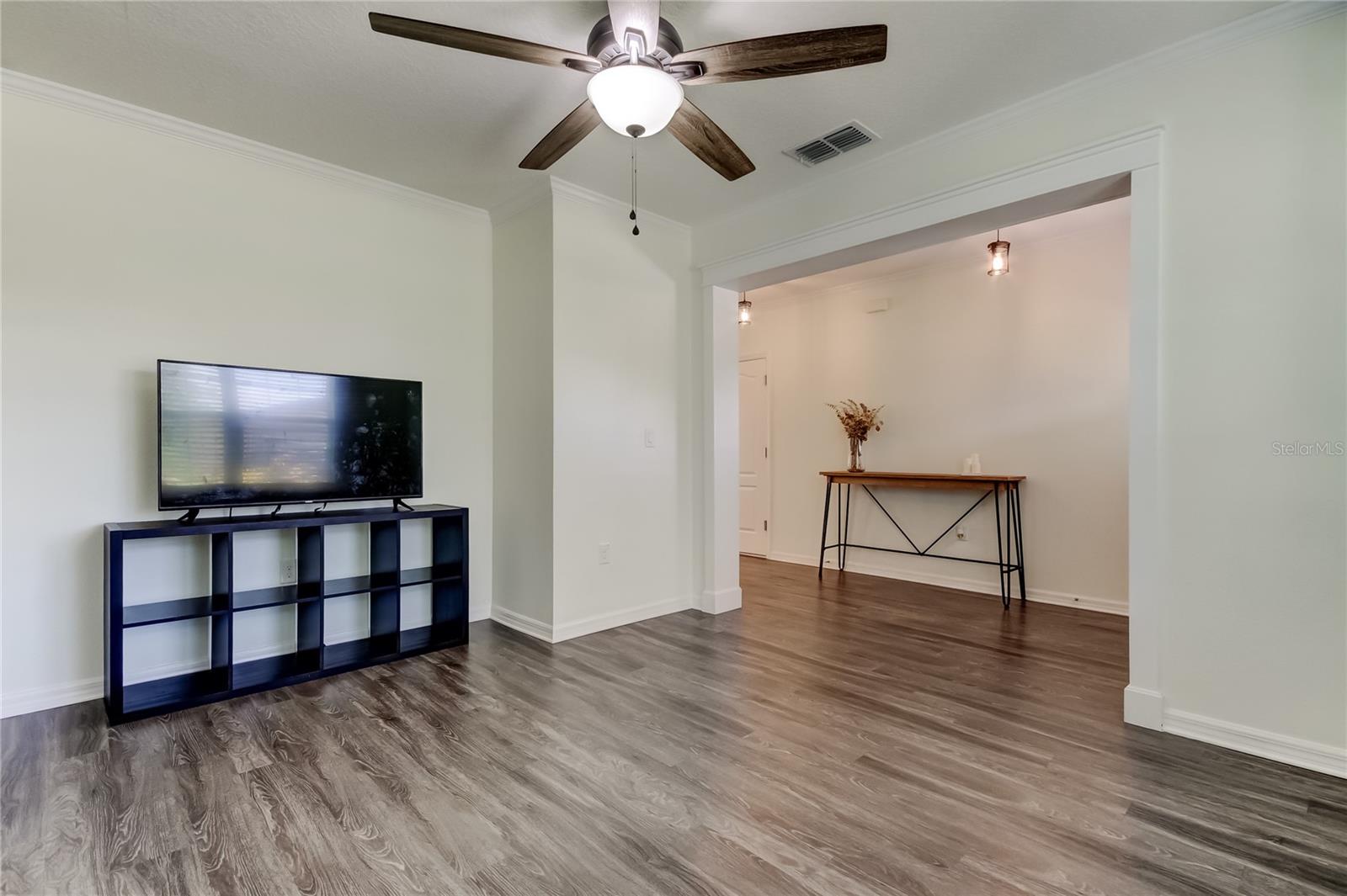 EPPERSON RANCH SOUTH PH 2H-1 - Residential Lease