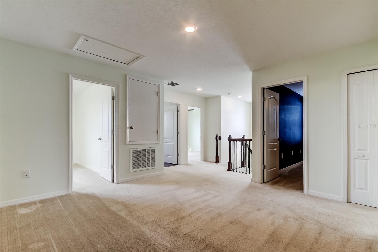 EPPERSON RANCH SOUTH PH 2H-1 - Residential Lease
