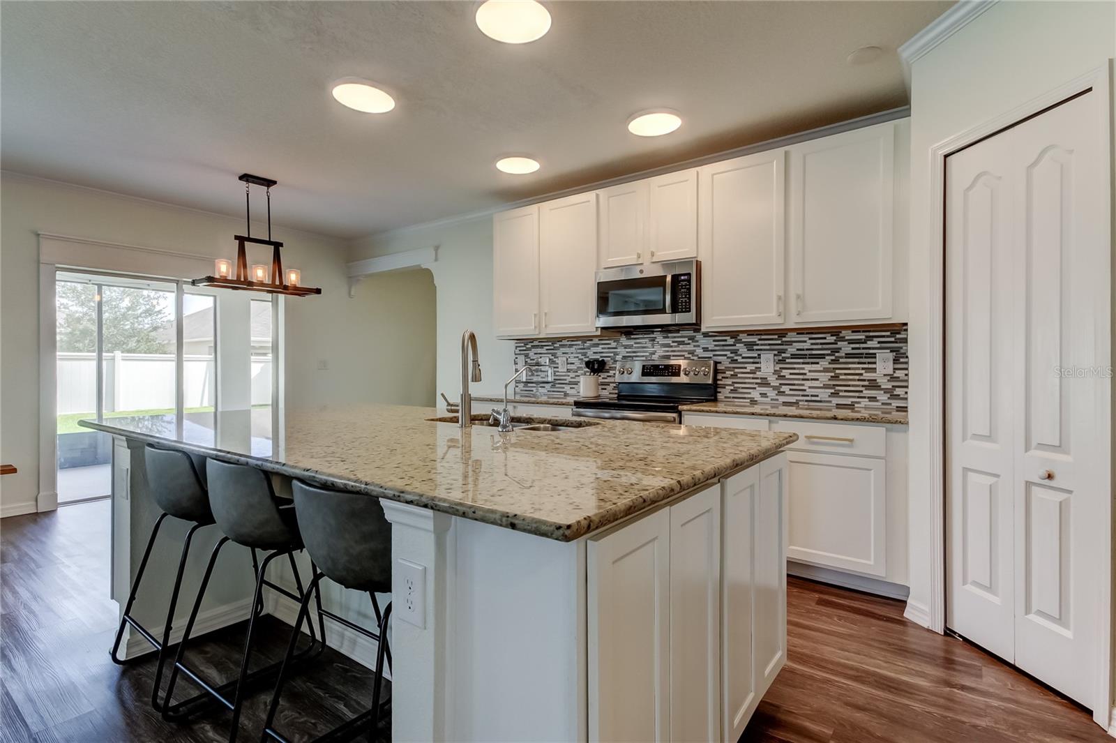 EPPERSON RANCH SOUTH PH 2H-1 - Residential Lease
