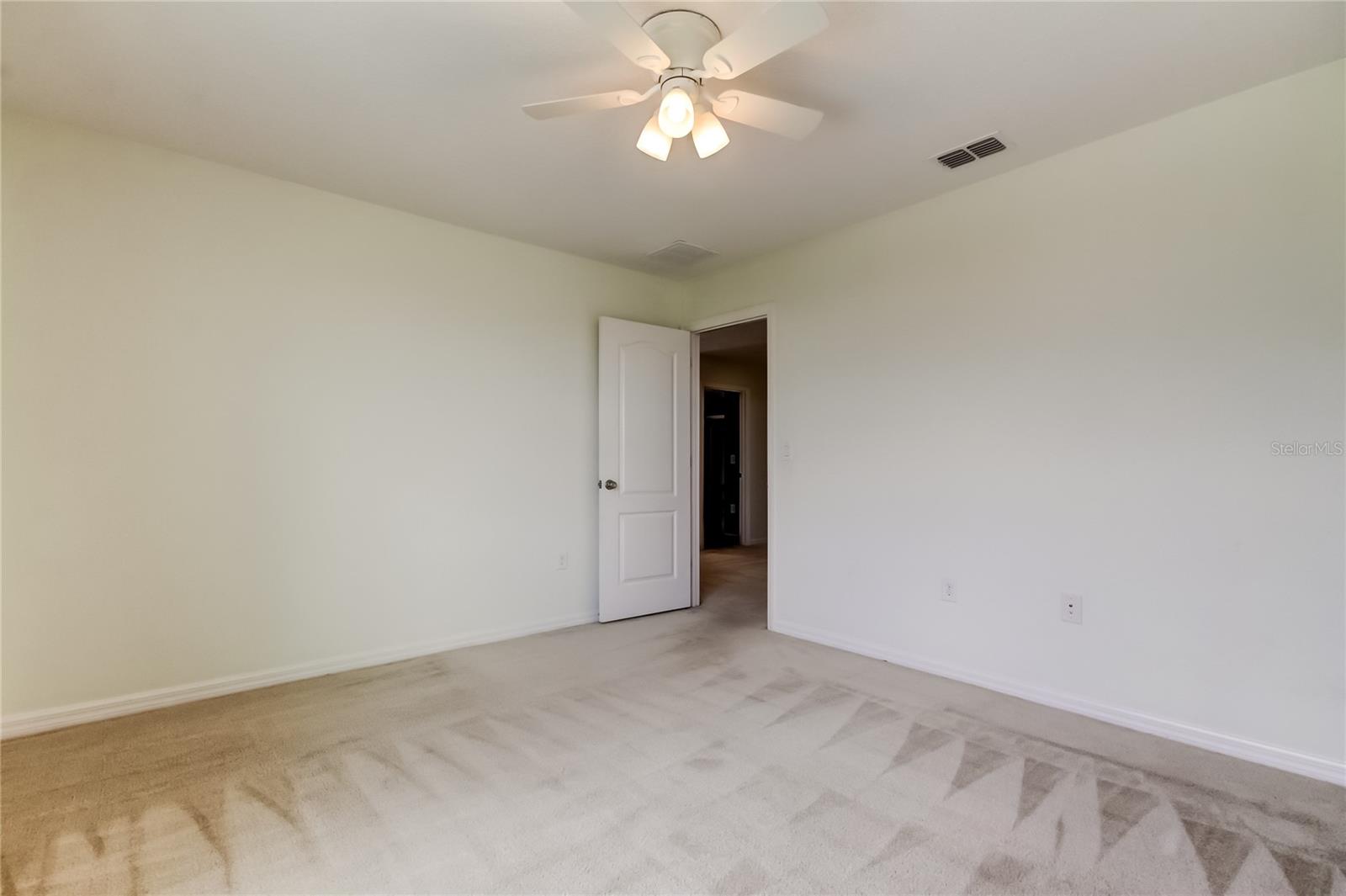EPPERSON RANCH SOUTH PH 2H-1 - Residential Lease