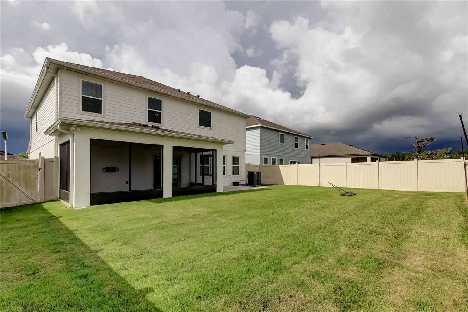 EPPERSON RANCH SOUTH PH 2H-1 - Residential Lease