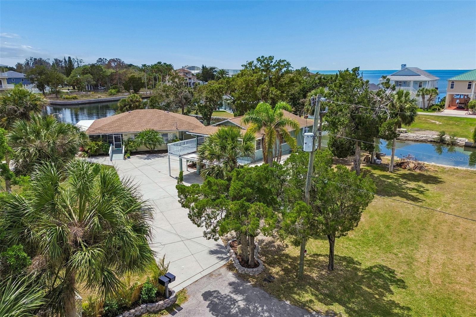 DRIFTWOOD ISLES - Residential