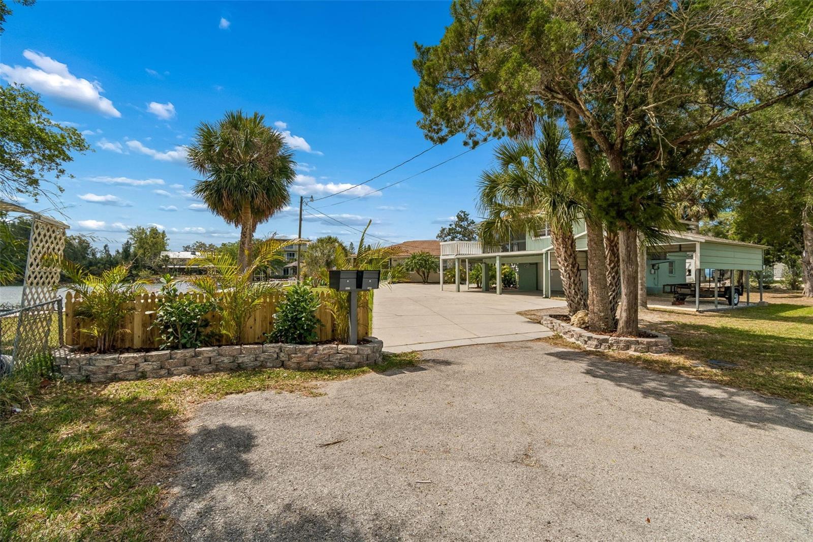 DRIFTWOOD ISLES - Residential