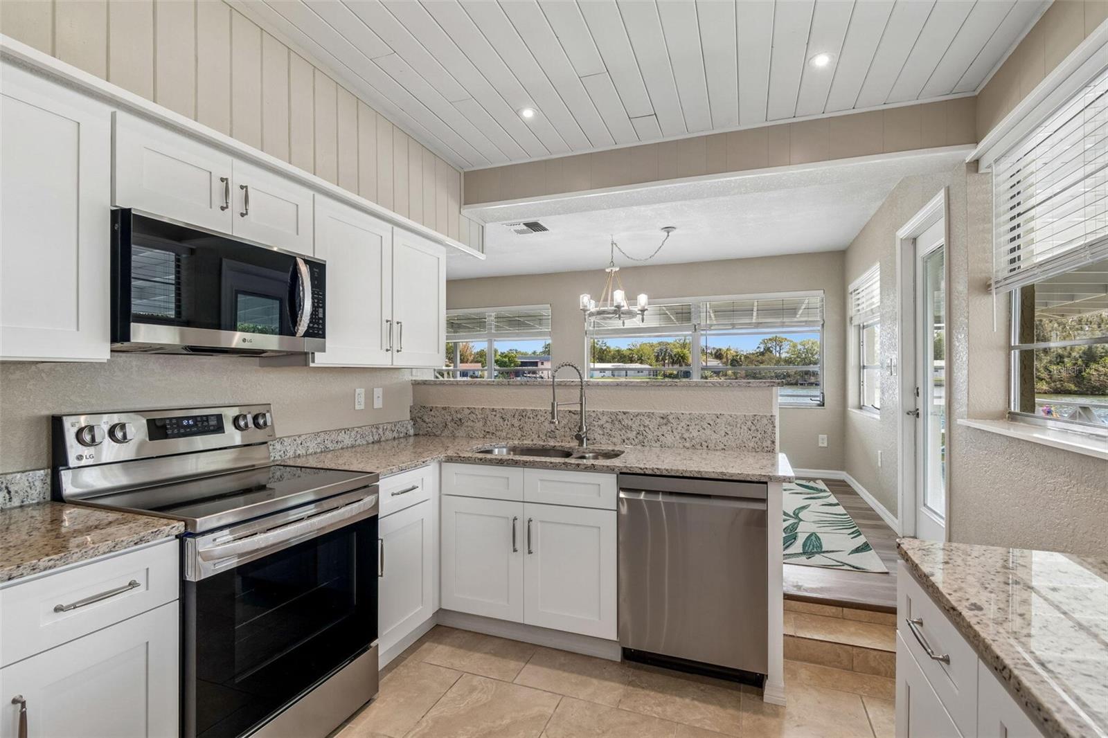 DRIFTWOOD ISLES - Residential