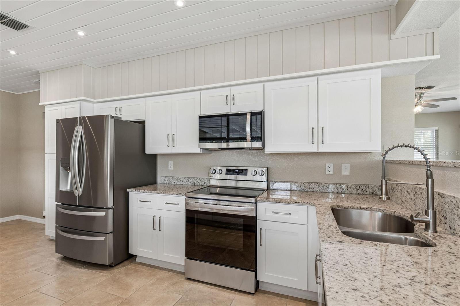 DRIFTWOOD ISLES - Residential