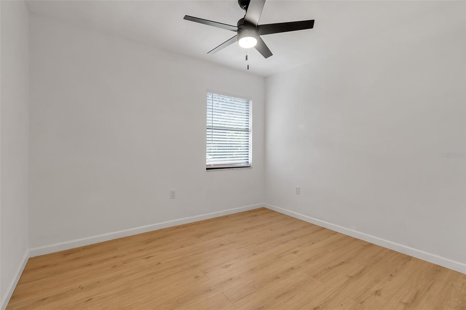 LOCKWOODS - Residential Lease