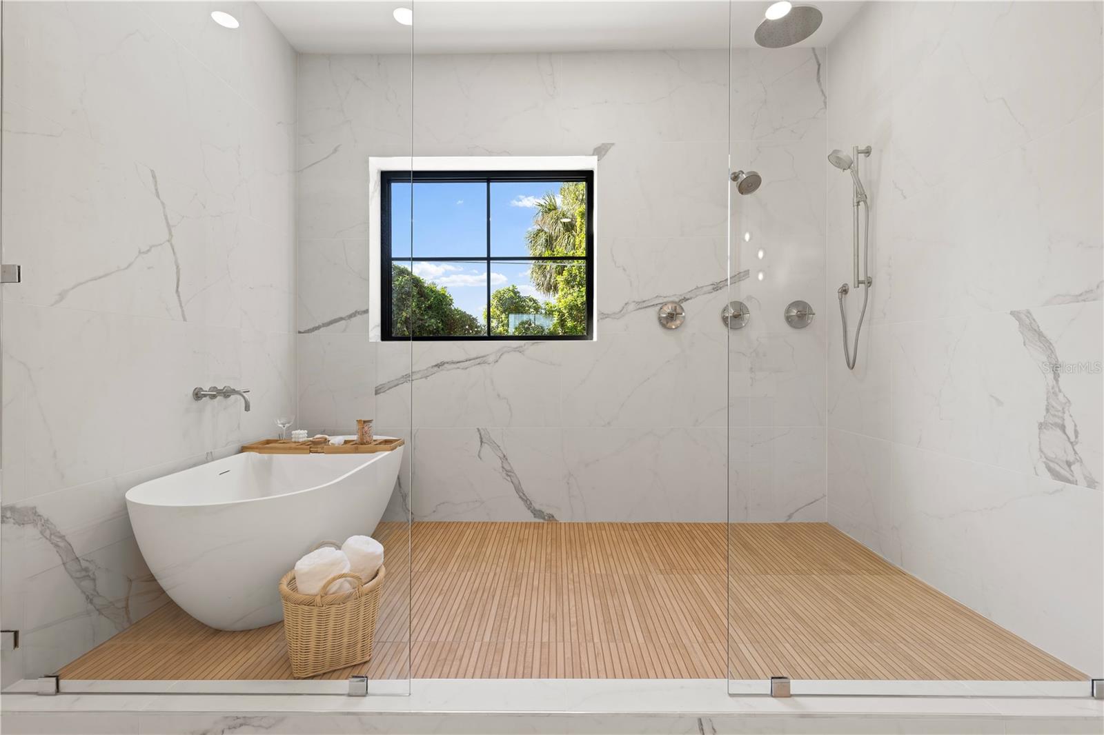 KENILWORTH SHORES SEC 06 - Residential