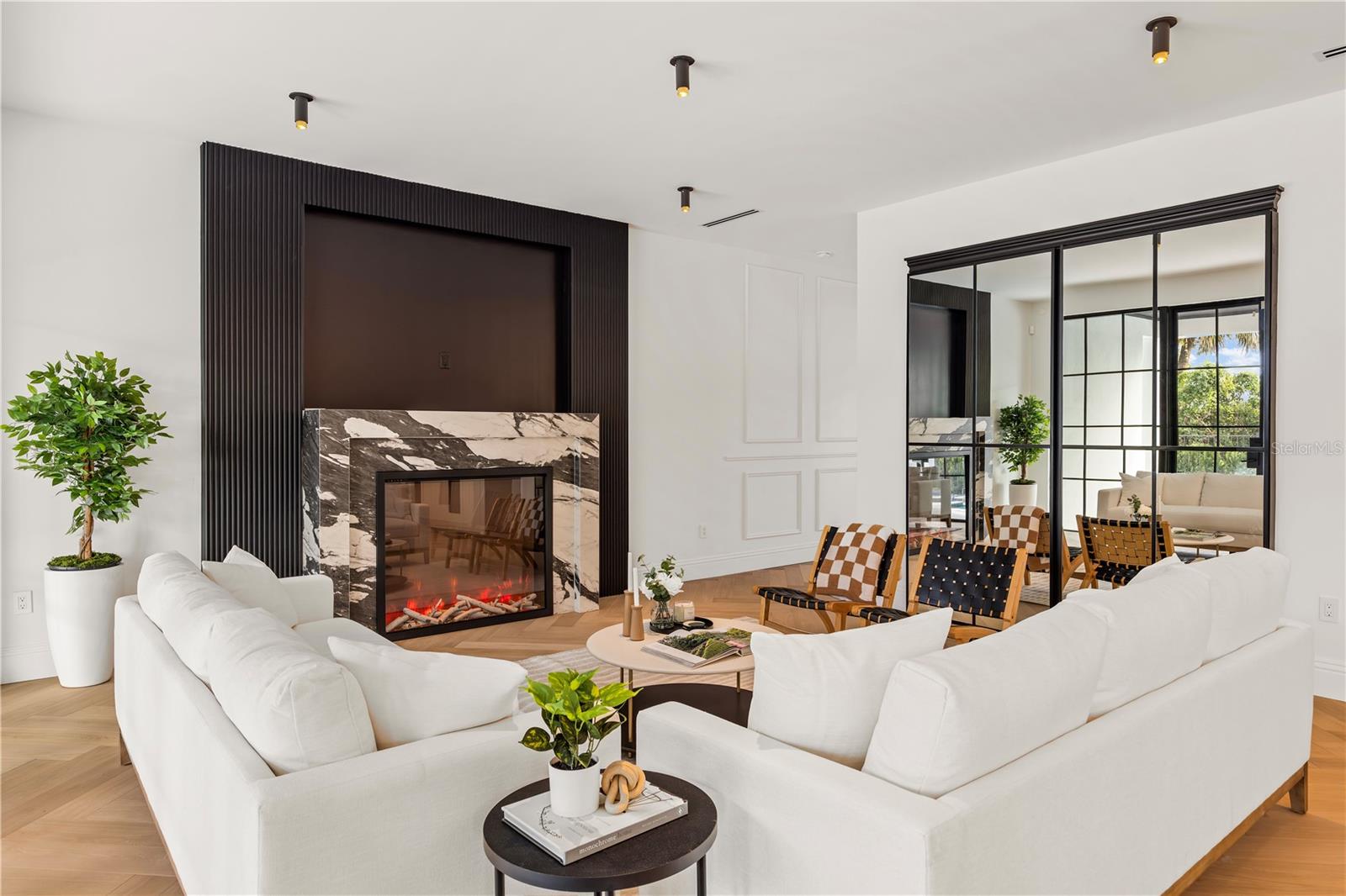 KENILWORTH SHORES SEC 06 - Residential