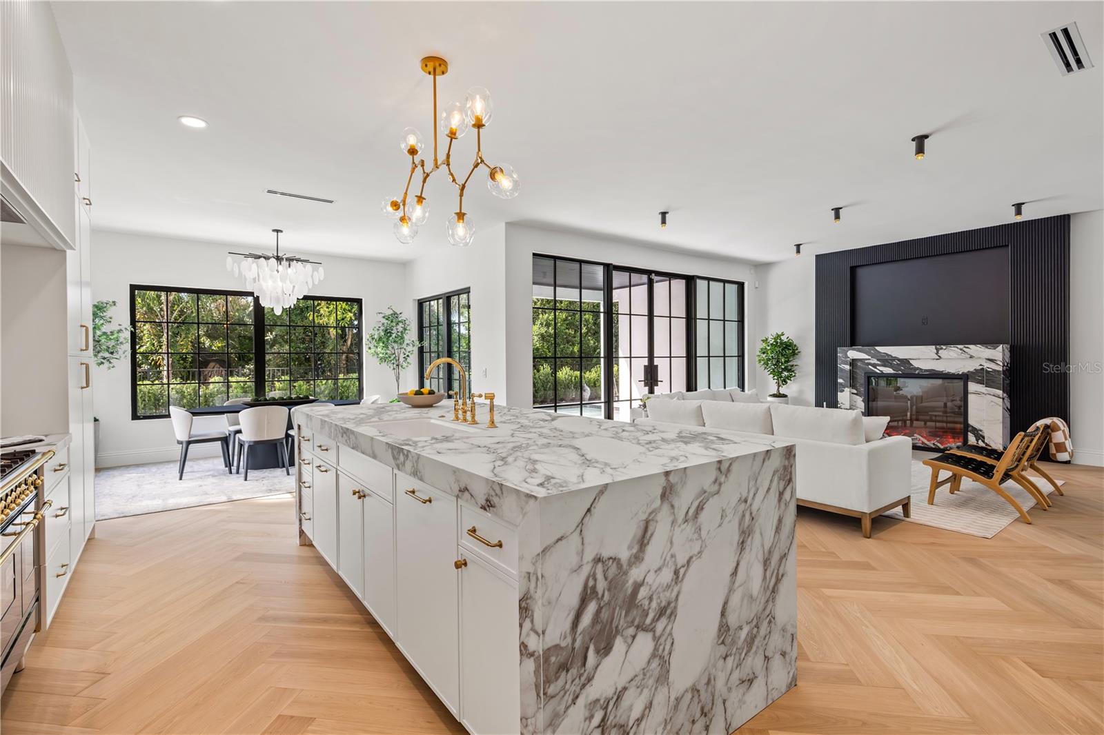 KENILWORTH SHORES SEC 06 - Residential