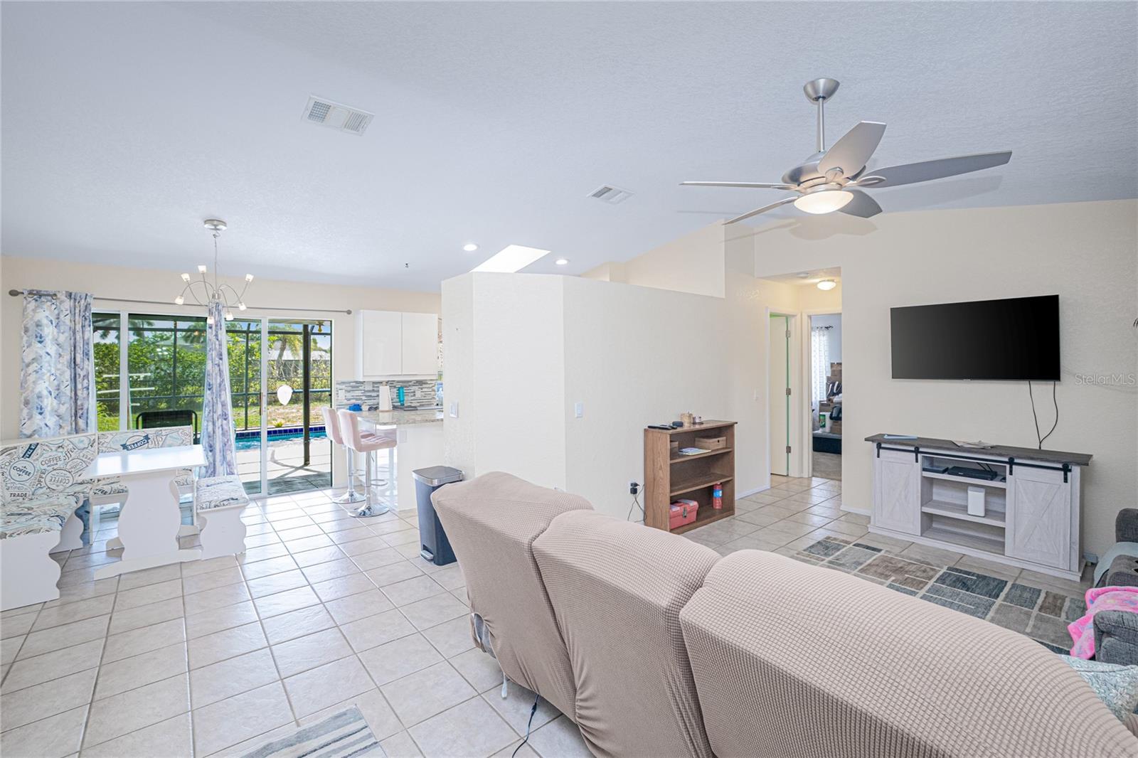 PUNTA GORDA ISLES SEC 20 - Residential