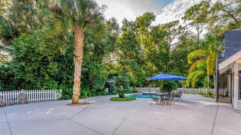 A home in LONGWOOD