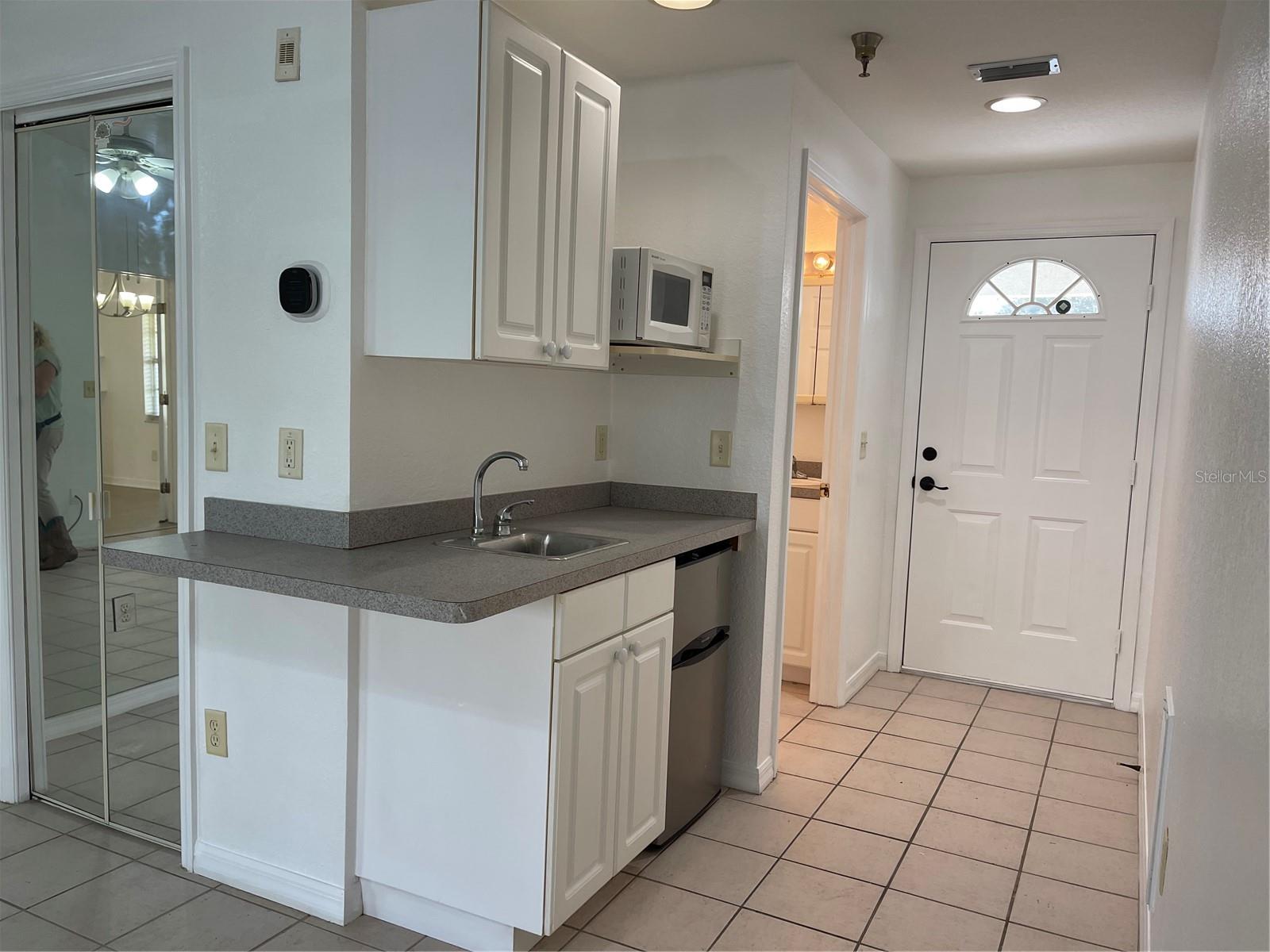 PARADISE LAKES - Residential