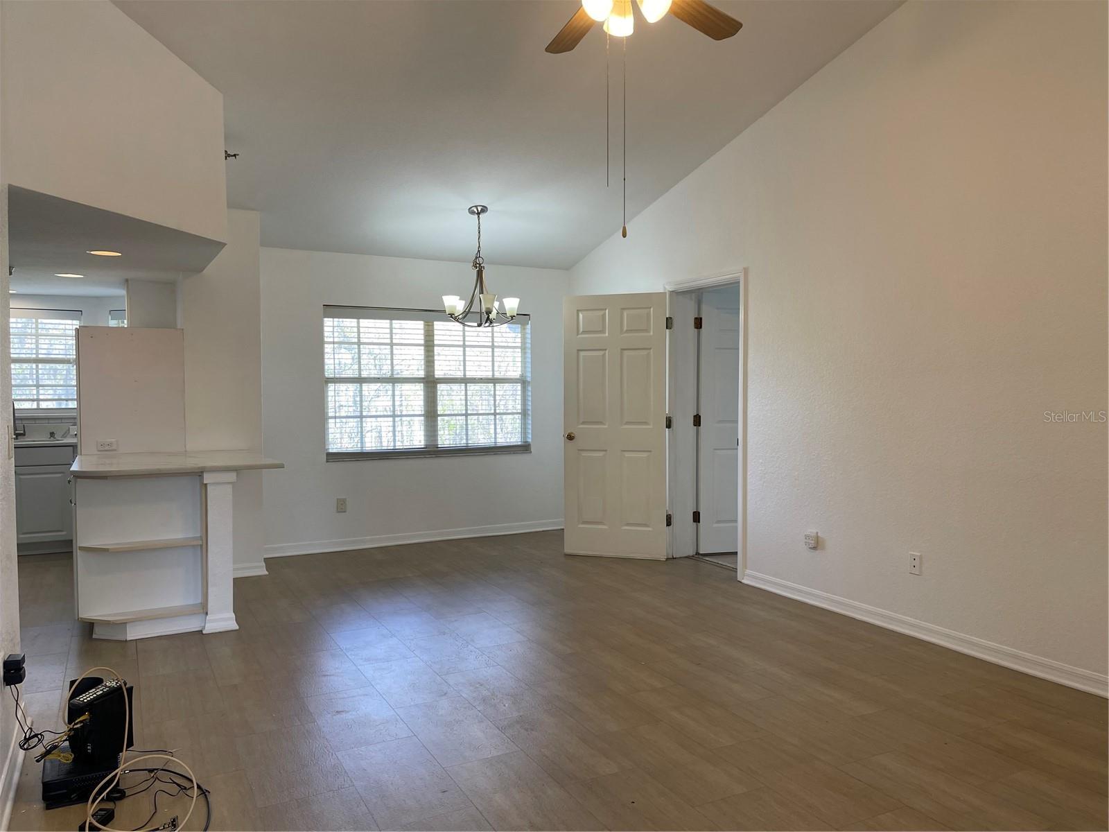 PARADISE LAKES - Residential