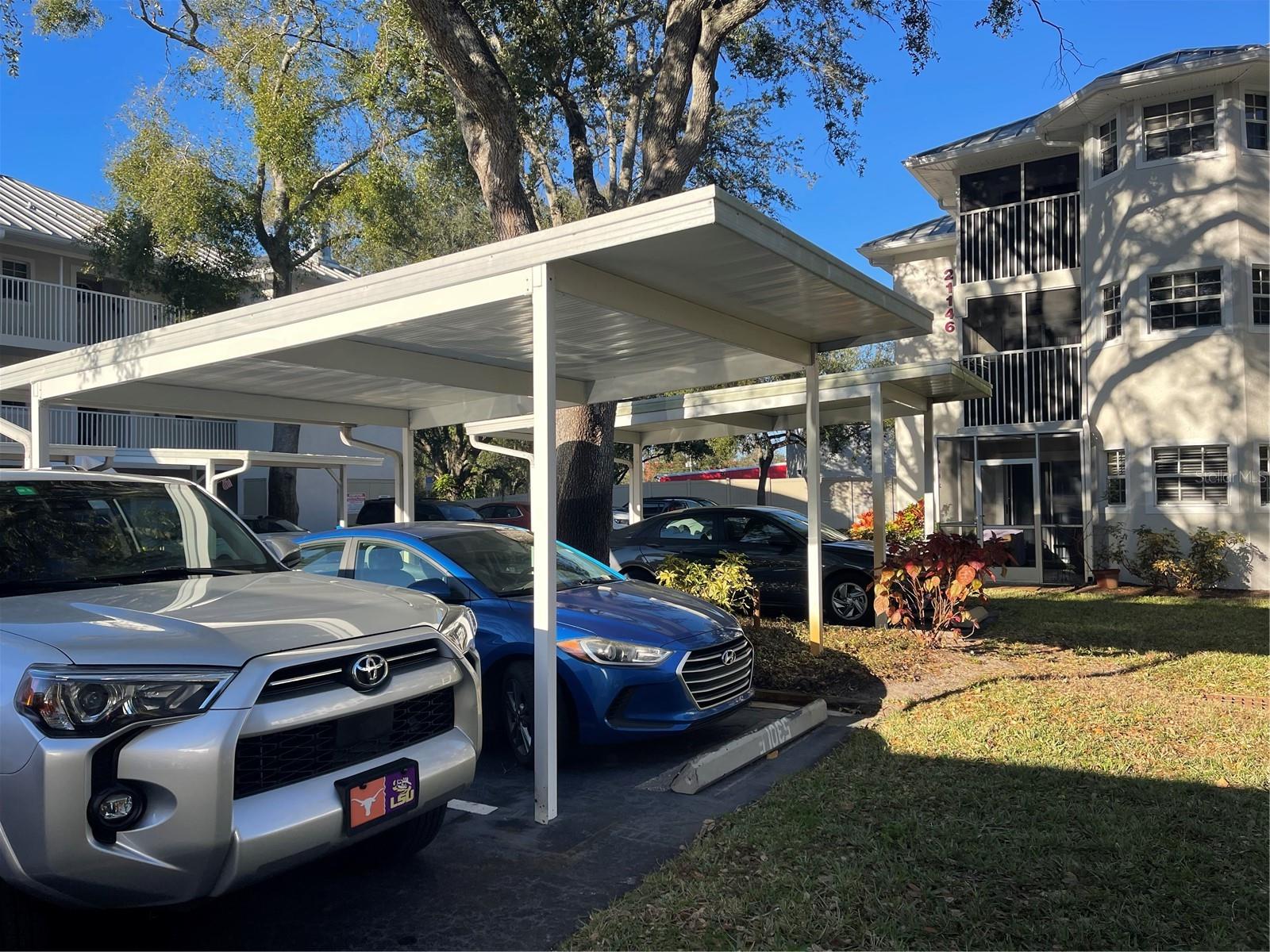 FOUNTAINS AT PARADISE LAKES CONDO - Residential