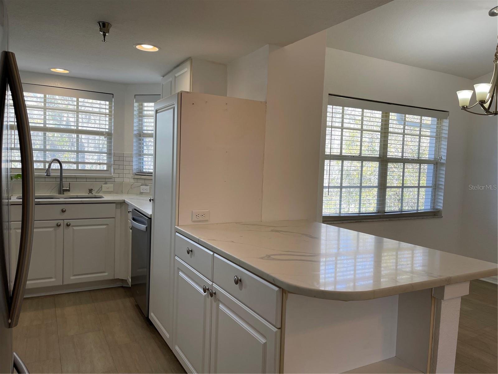 PARADISE LAKES - Residential