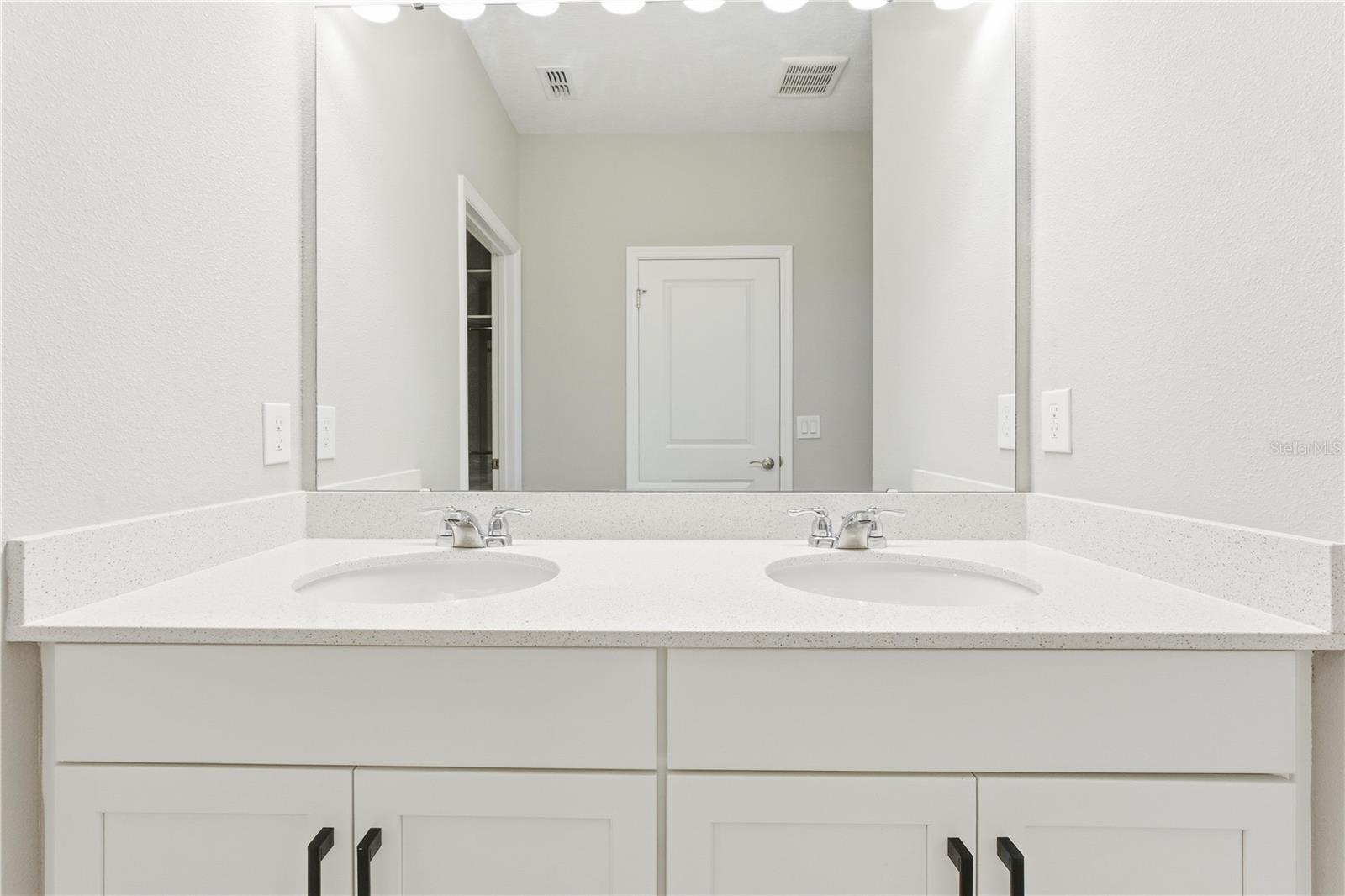 HIGHLAND RDG PH 2 - Residential Lease