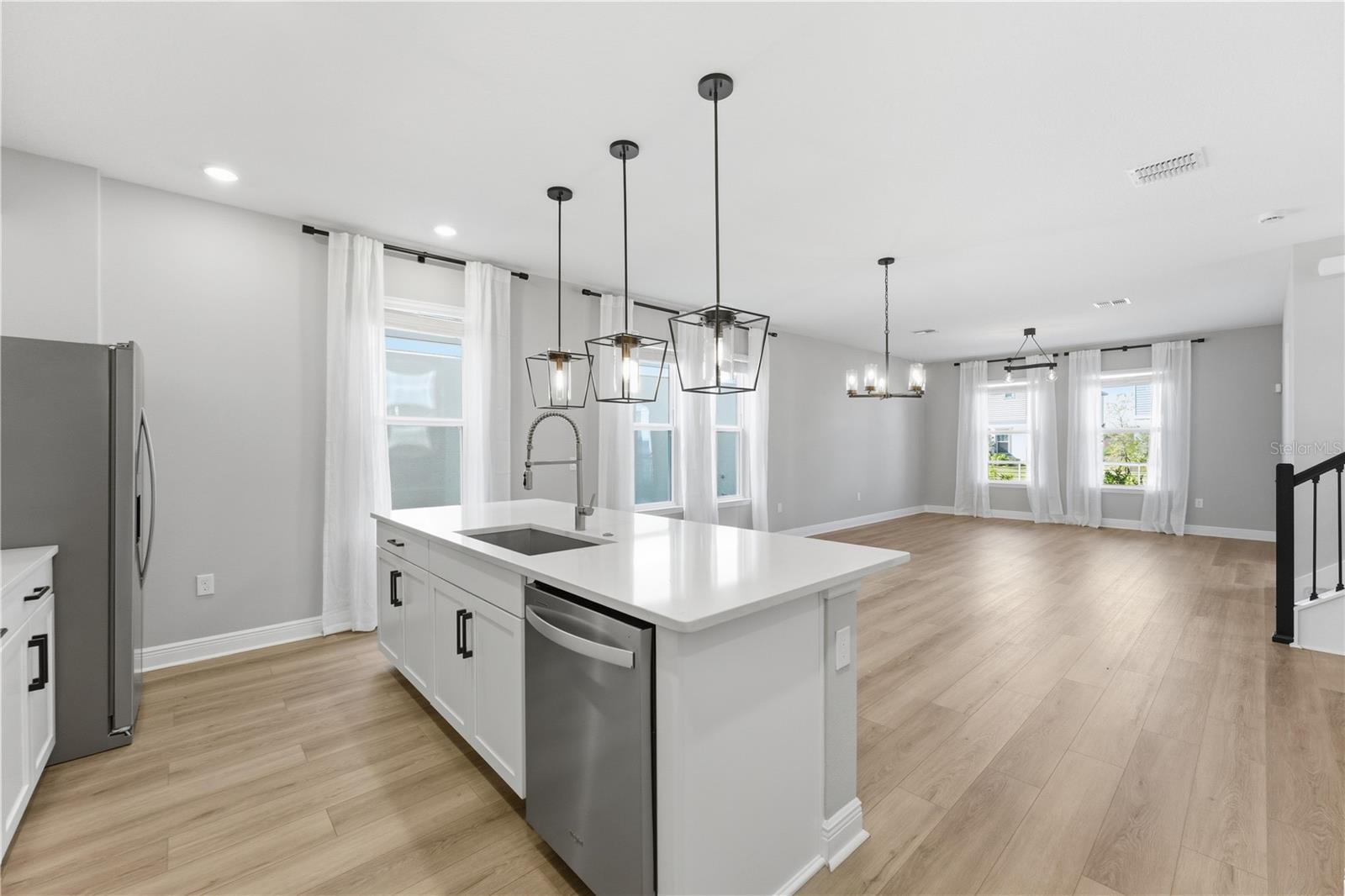 HIGHLAND RDG PH 2 - Residential Lease