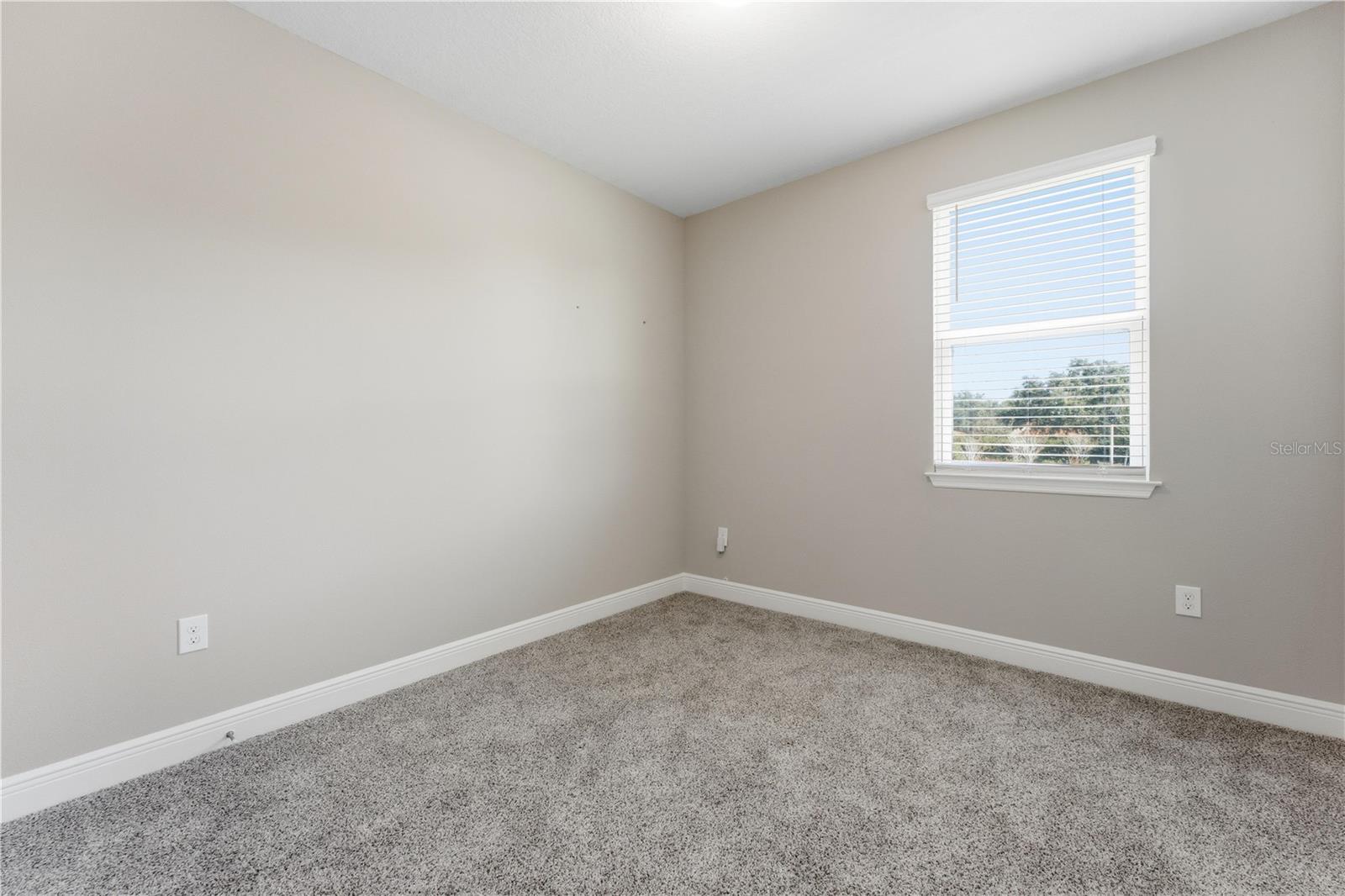 HIGHLAND RDG PH 2 - Residential Lease