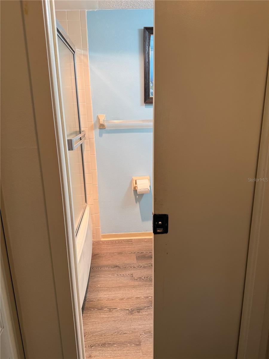 CAMBRIDGE HOUSE - Residential
