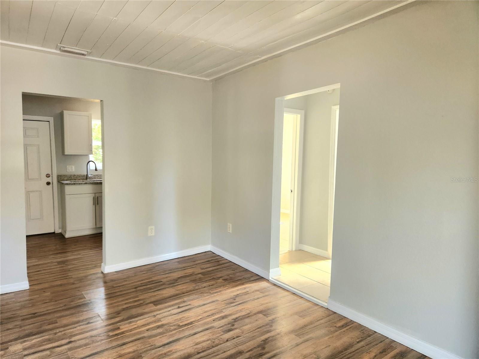 HOLLOMANS J J - Residential