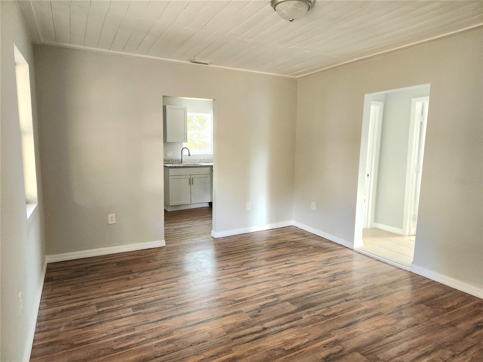 HOLLOMANS J J - Residential