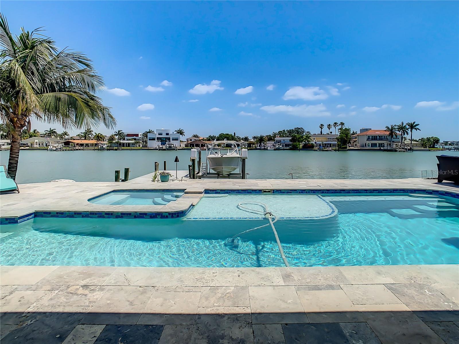 SOUTH CSWY ISLE YACHT CLUB 4TH ADD - Residential