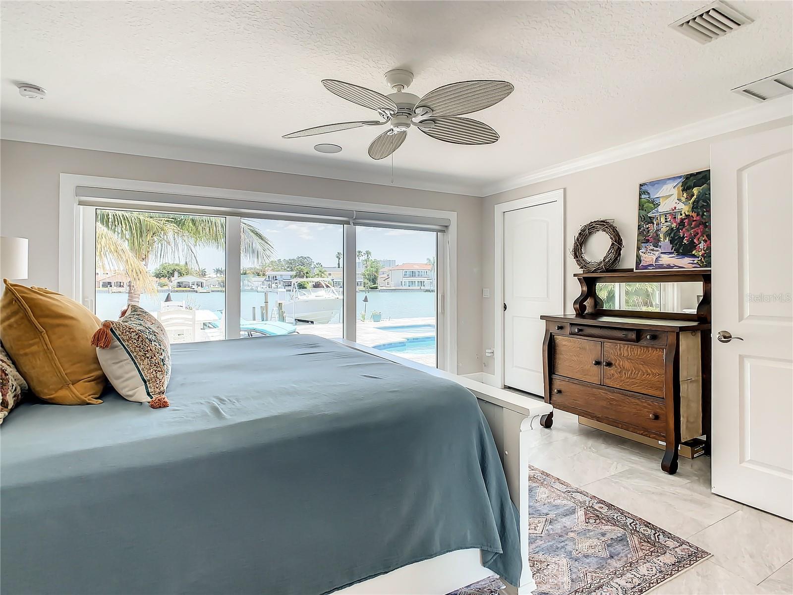 SOUTH CSWY ISLE YACHT CLUB 4TH ADD - Residential