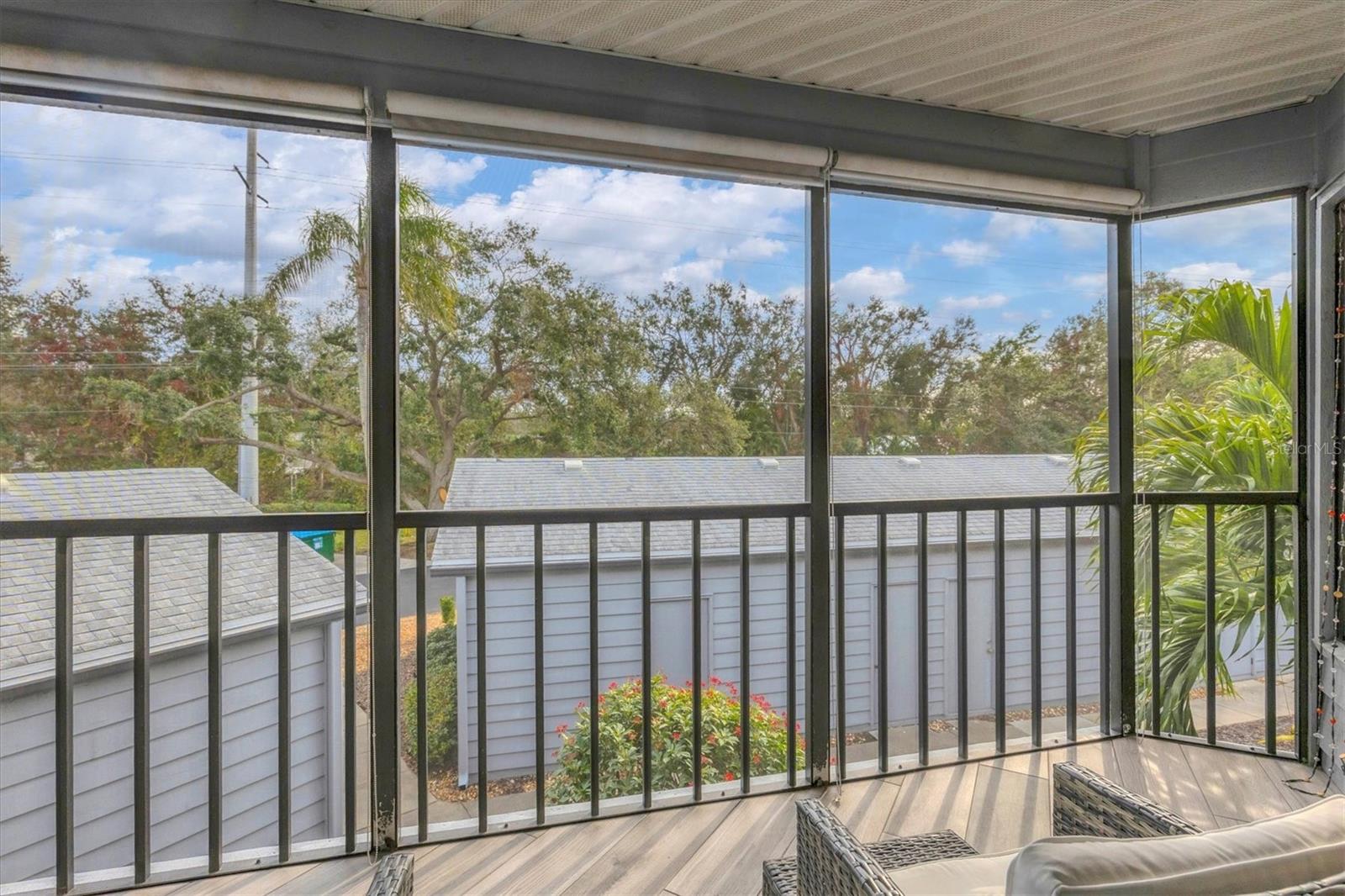 COUNTRY VILLAGE SEC 7 - Residential