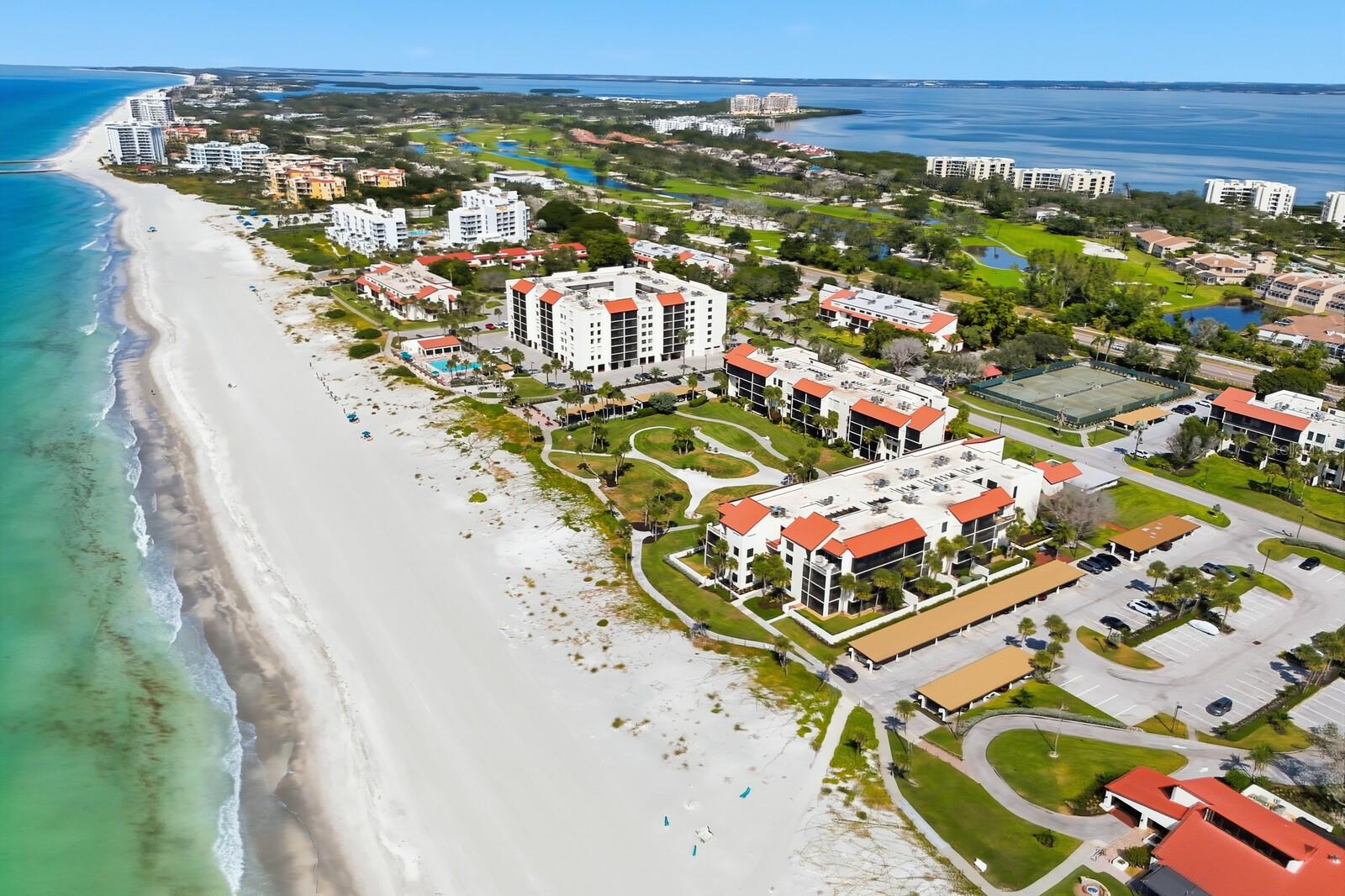 SEAPLACE III - Residential