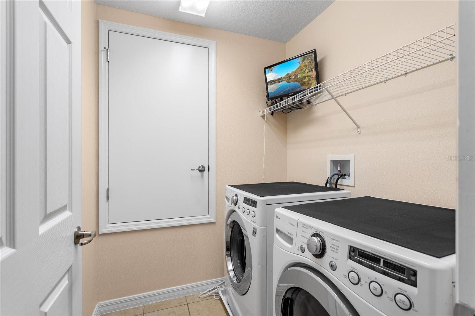 AVALON TOWN CENTER - Residential