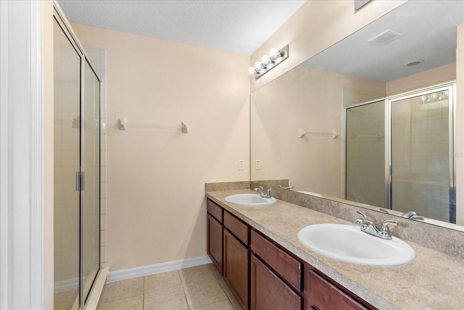 AVALON TOWN CENTER - Residential