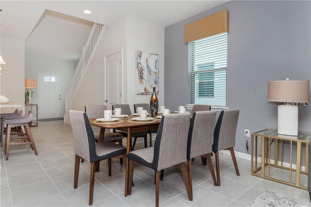 WINDSOR AT WESTSIDE - Residential