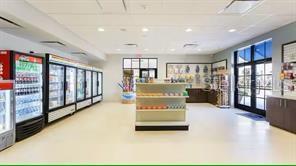 WINDSOR AT WESTSIDE - Residential