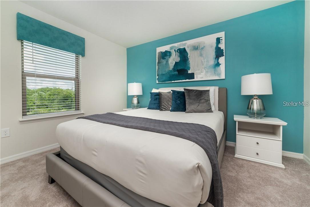 WINDSOR AT WESTSIDE - Residential