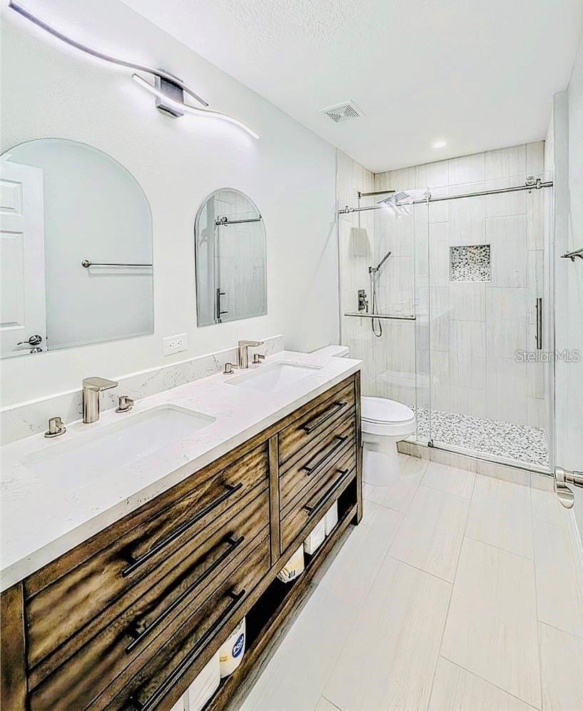 LEESBURG OVERLOOK AT LAKE GRIFFIN - Residential Lease