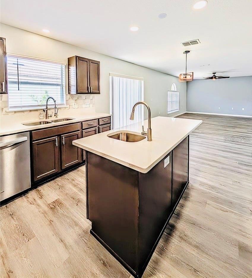 LEESBURG OVERLOOK AT LAKE GRIFFIN - Residential Lease