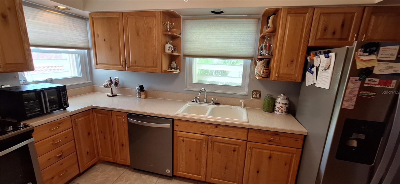 SAVANNAH CONDO - Residential