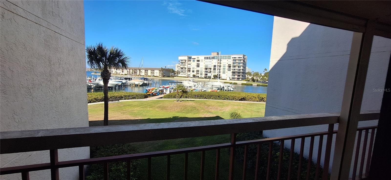 SAVANNAH CONDO - Residential