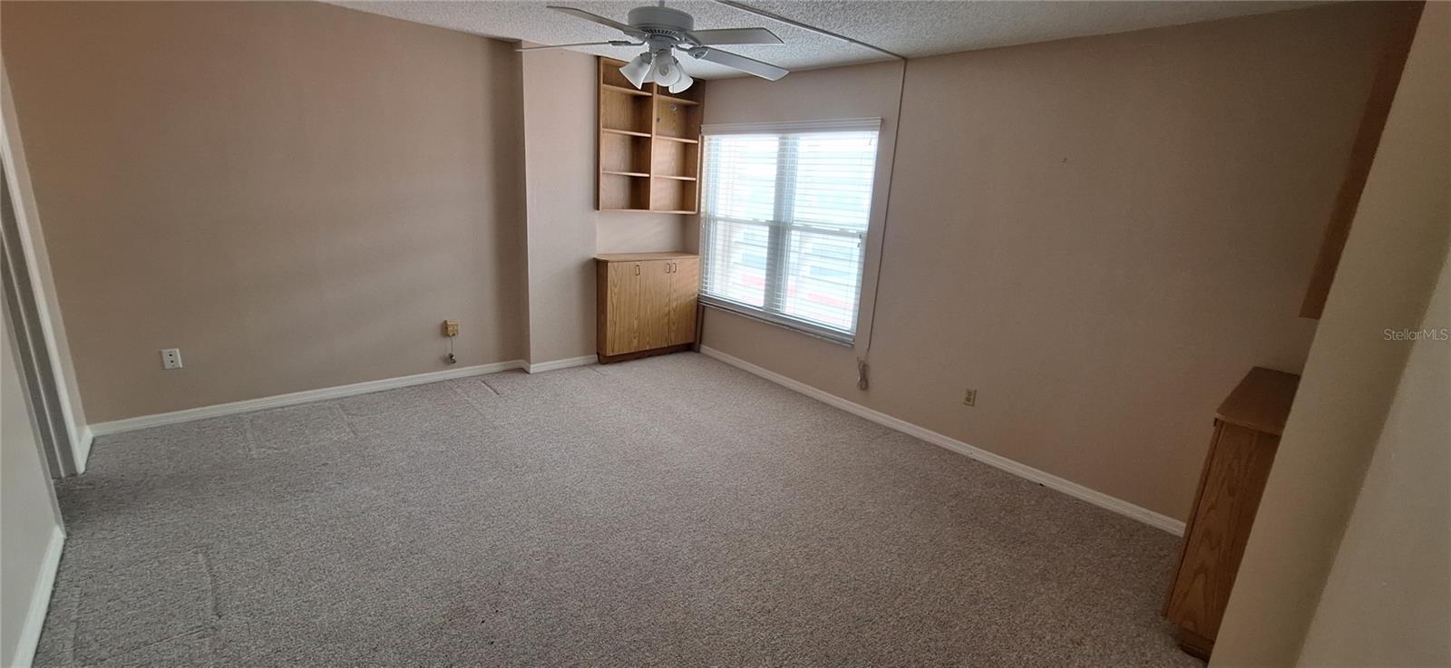 SAVANNAH CONDO - Residential